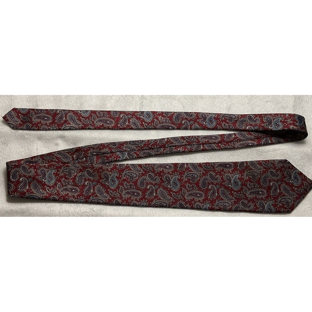 Geoffrey Beene Men’s Maroon Paisley Tie - Classic